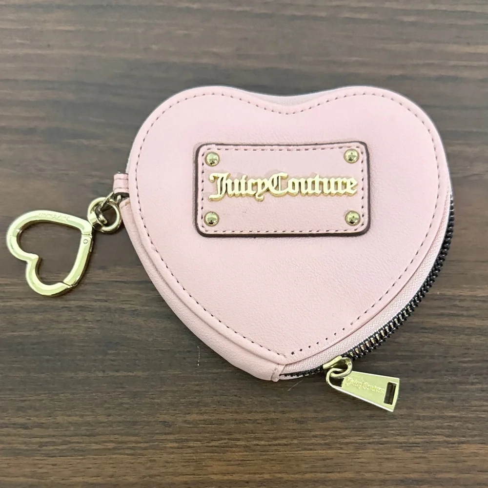 Juicy Couture Blush Heart Key Holder - Picture 1 of 2